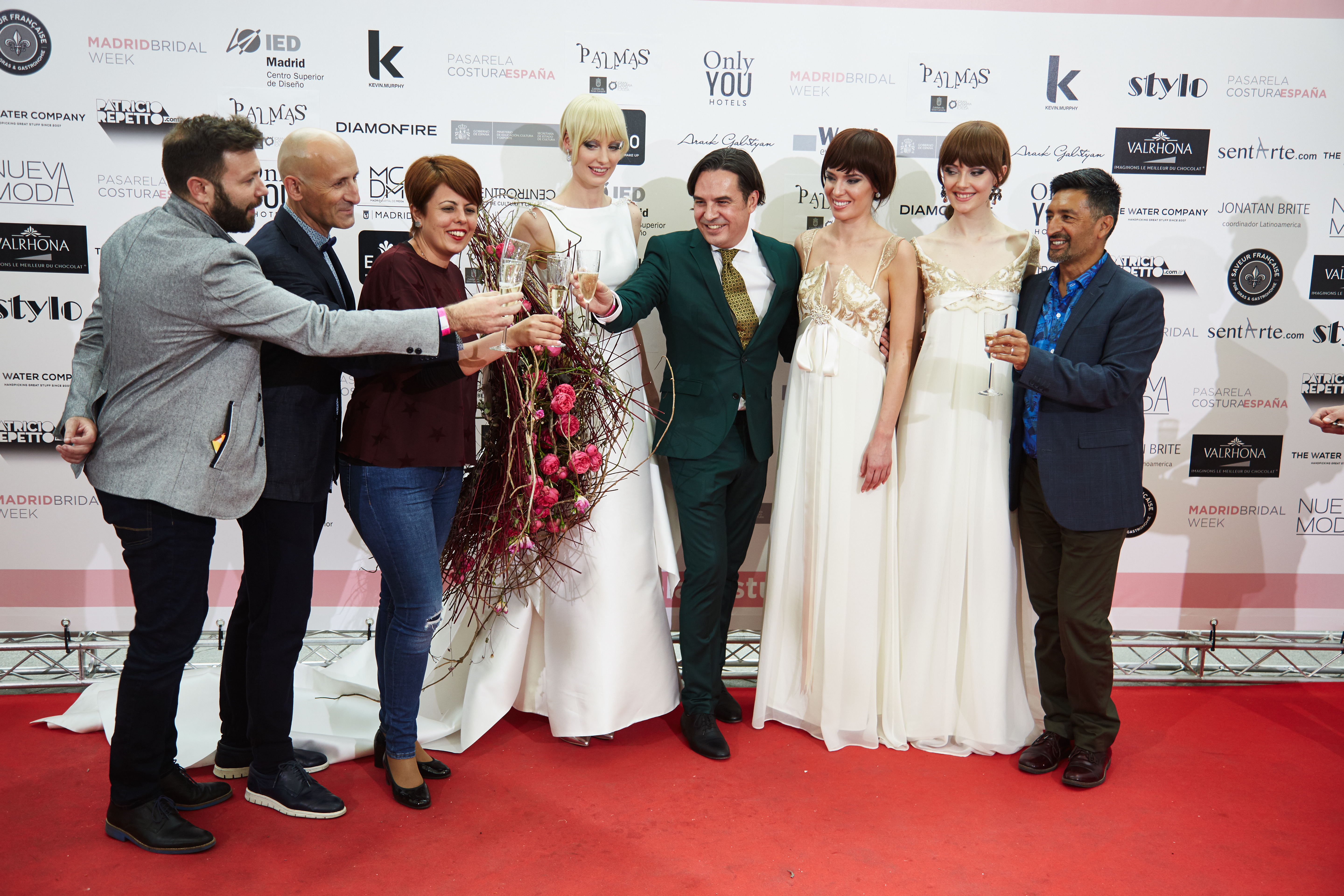 Foto de <p>Calidad, inspiración y originales detalles ofrecieron las firmas de Moda Cálida que desfilaron esta jornada en Pasarela Costura</p>
