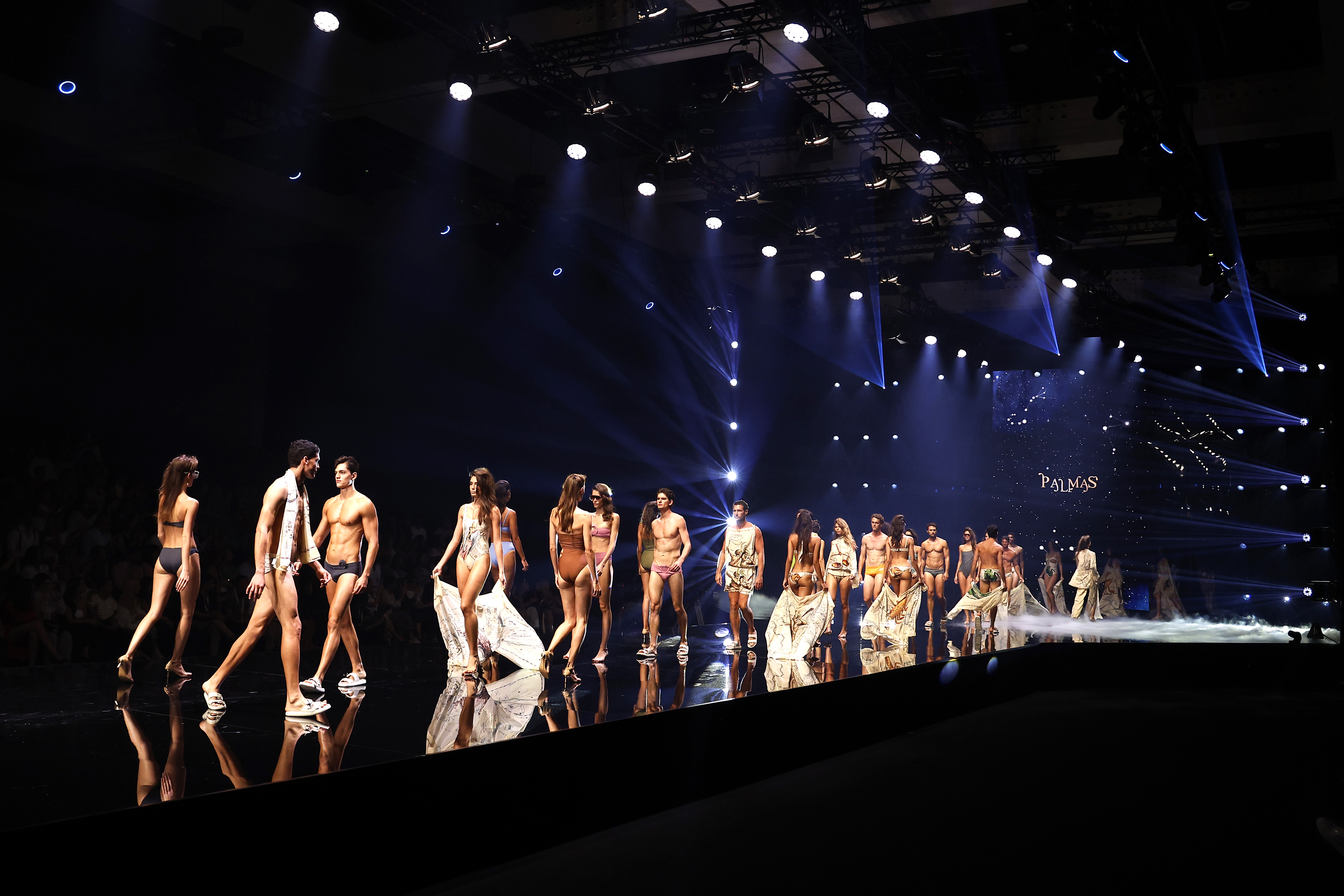 Foto de <p>ESTRELLAS DE CINE Y MODA INTERNACIONAL EN LA TERCERA JORNADA DE GRAN CANARIA SWIM WEEK&nbsp;</p>
