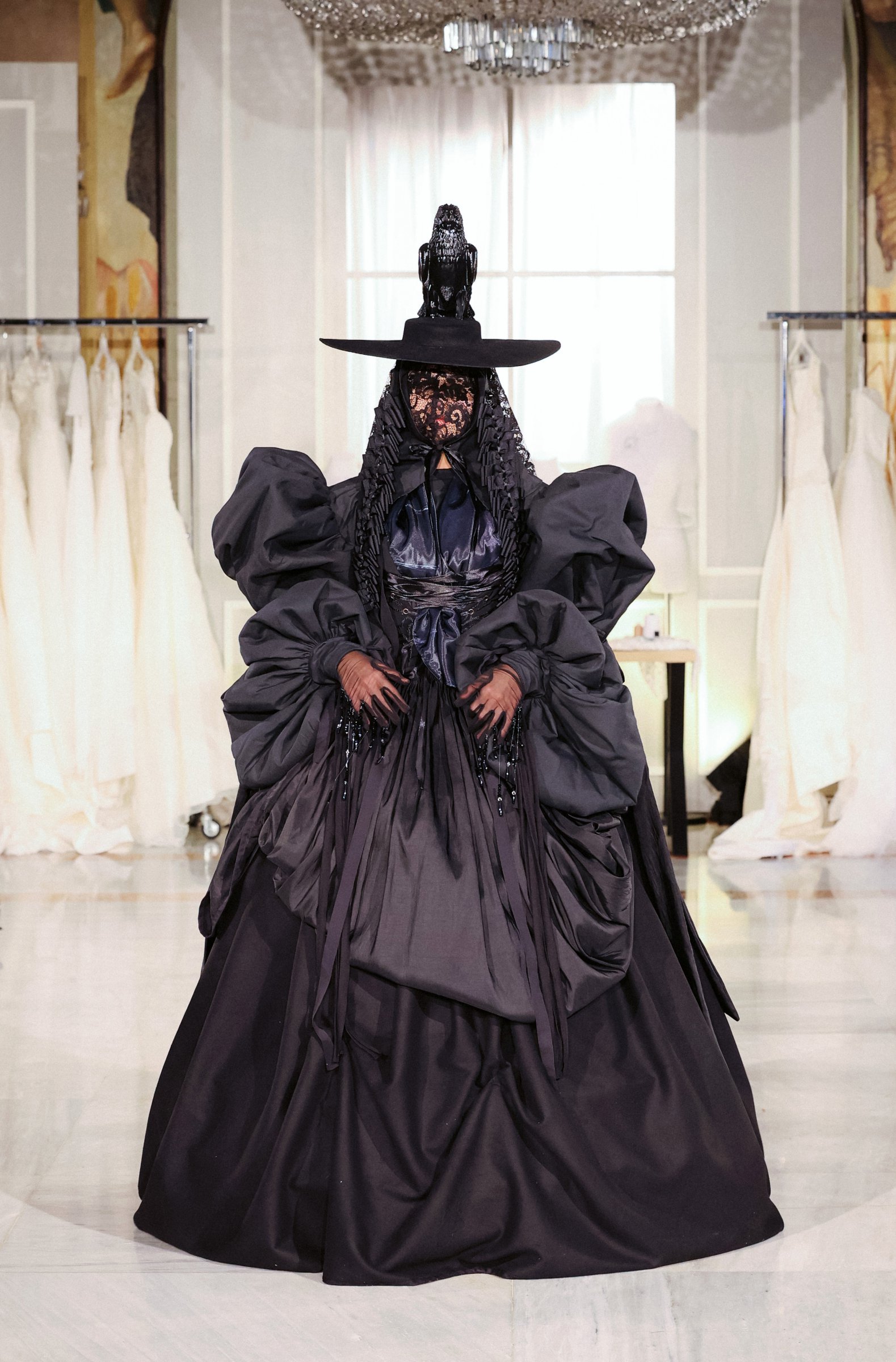Desfile Studio Hidalgo — Bridal 2026, foto 1